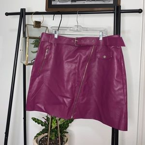 Pleather mini skirt
